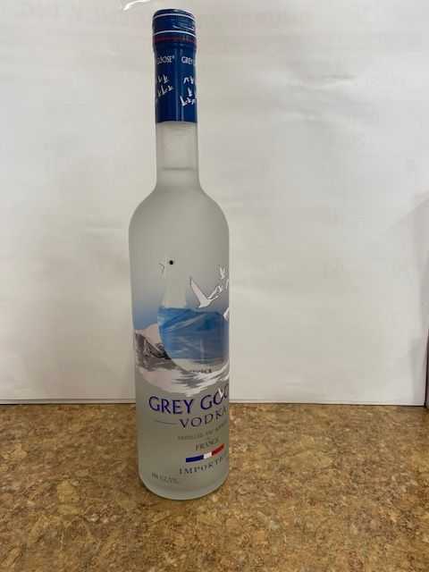 Cover for Grey Goose 1 liter